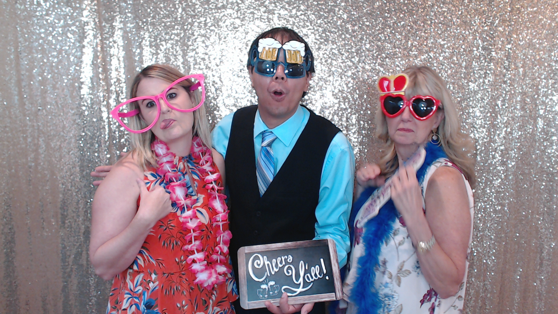 Jorden and Benjamin are getting hitched | View more photos from the event at gallery.photoboothbillings.com/u/PhotoBoothBillings/Jorden-and-Benjamin-are-getting-hitched